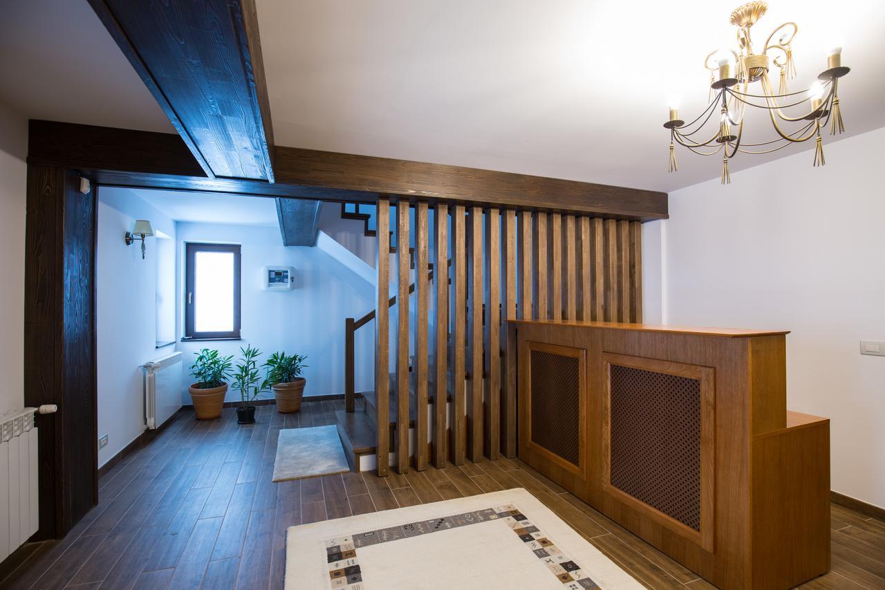 Bran Monte Crai Chalet エクステリア 写真